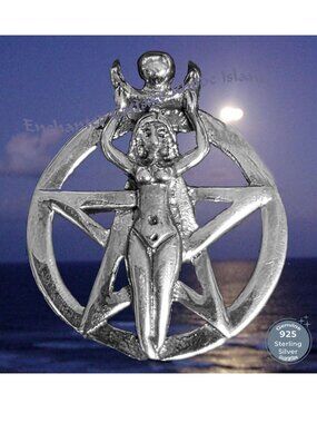 Sterling Silver Wicca 𝑴𝒐𝒐𝒏 𝑮𝒐𝒅𝒅𝒆𝒔𝒔 Pentagram Pentacle Pendant